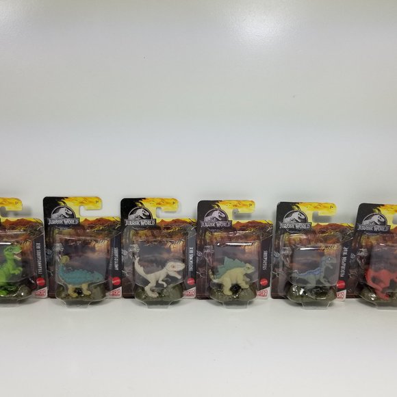 Jurassic World Dinosaurs set of 6 great for cake decorating - Picture 1 of 11